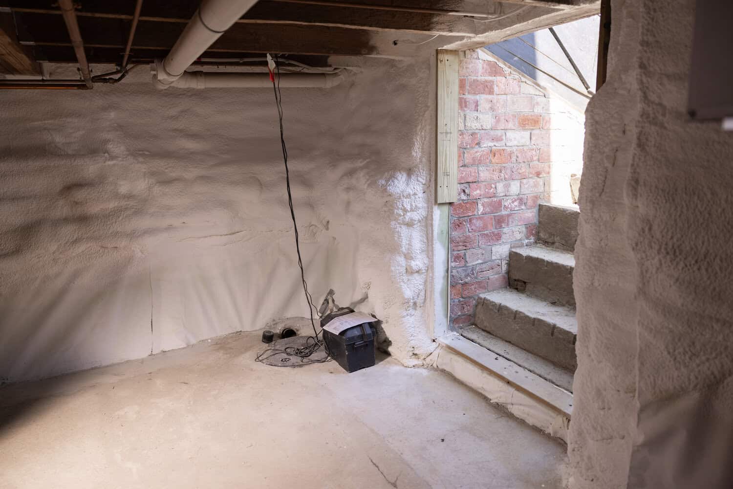 encapsulated-maine-baement Maine basement encaptulsated by Evergreen Home Performance